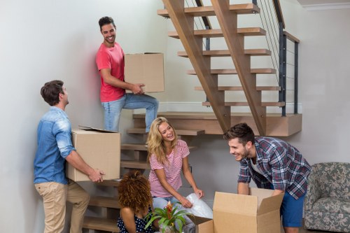 Packing boxes and moving materials for homes and flats in Stepney