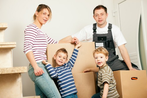 Moving and storage boxes suitable for Stepney residential and business customers