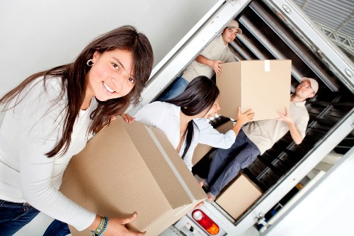 Truck hire preparation and loading support in Stepney